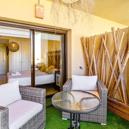 2199-apt With Terrace And Pools * 마닐바